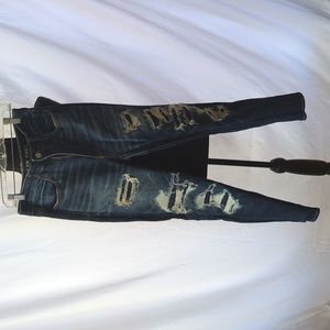 American eagle super stretch highrise distressed jeggings size 6 Like new